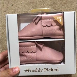 Bow mocc from freshly pick